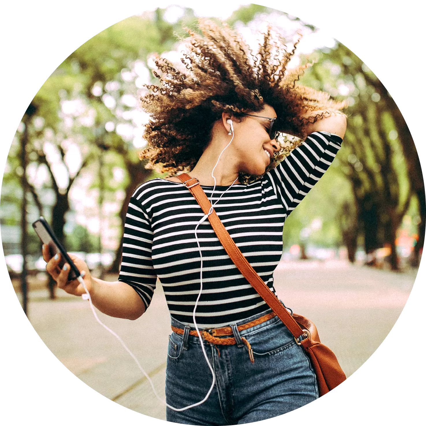 women with phone